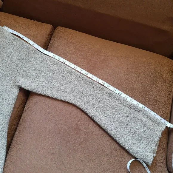 💋 LAST CHANCE 💋 Boho sage green cozy pullover - Picture 10 of 11